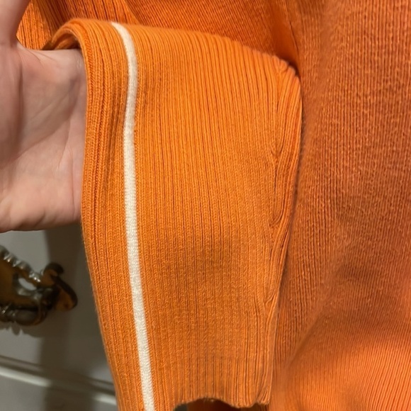 5 for 35$ Tommy Hilfger Vintage Long Sleeve collared orange white Sweater - Picture 6 of 6
